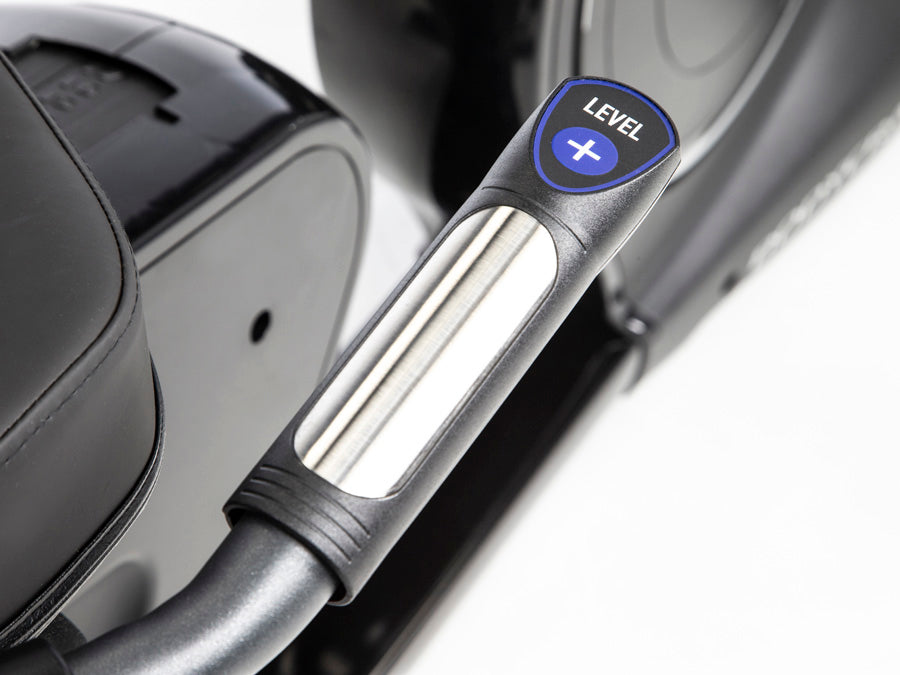 BODYCRAFT R1100 Recumbent Bike w/16" Touch Screen