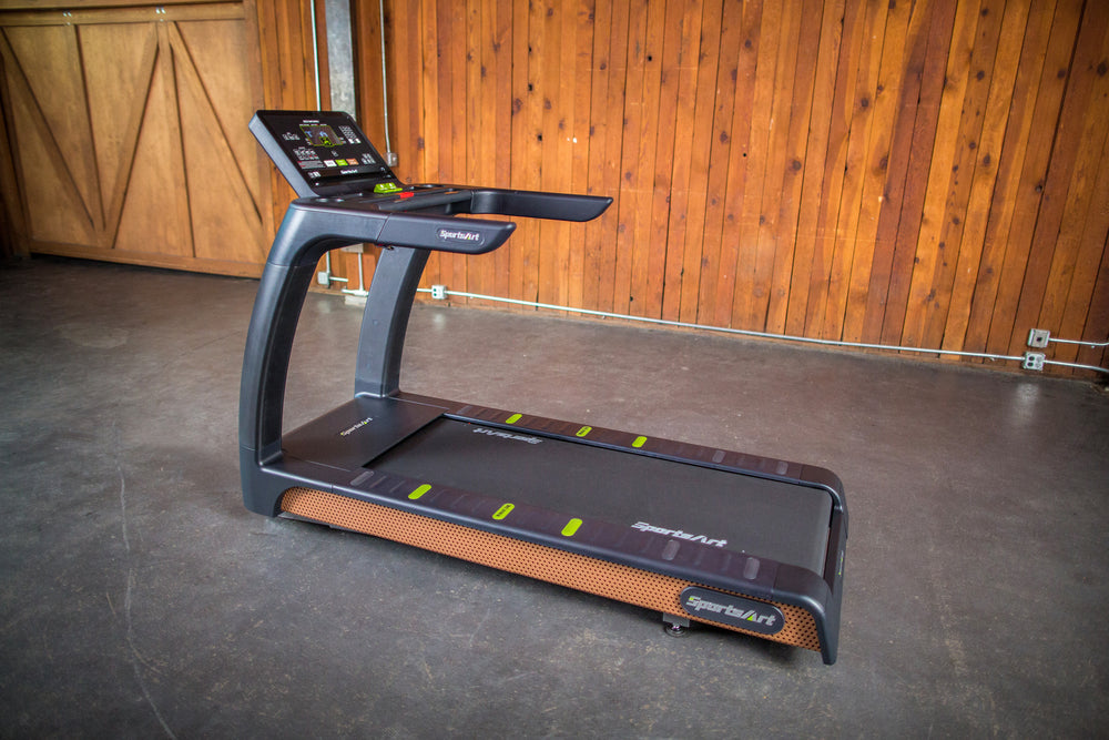 Sports Art T676 TREADMILL