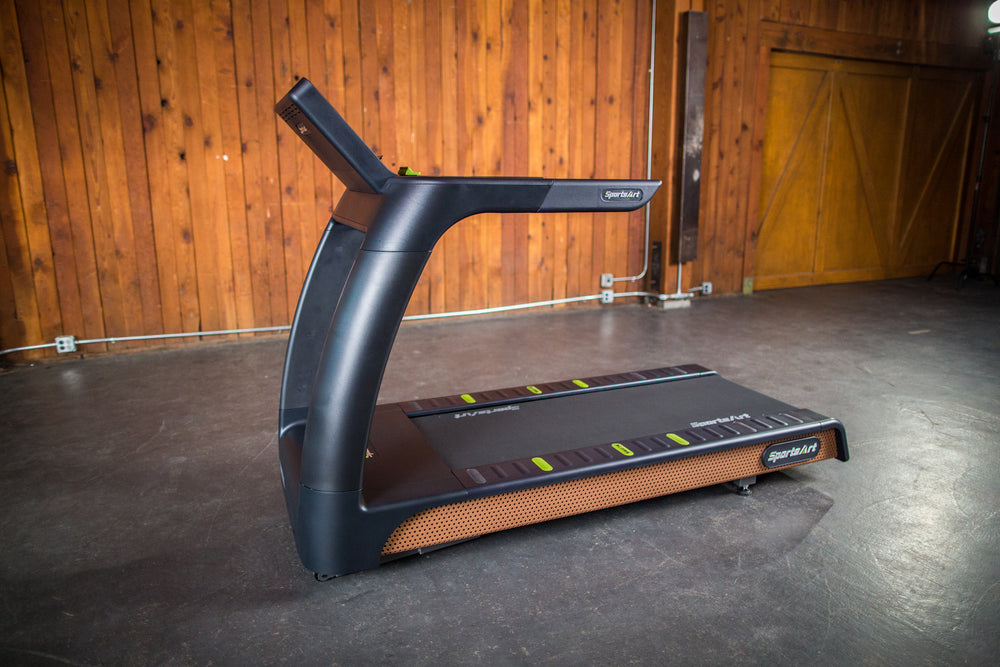 Sports Art T676 TREADMILL