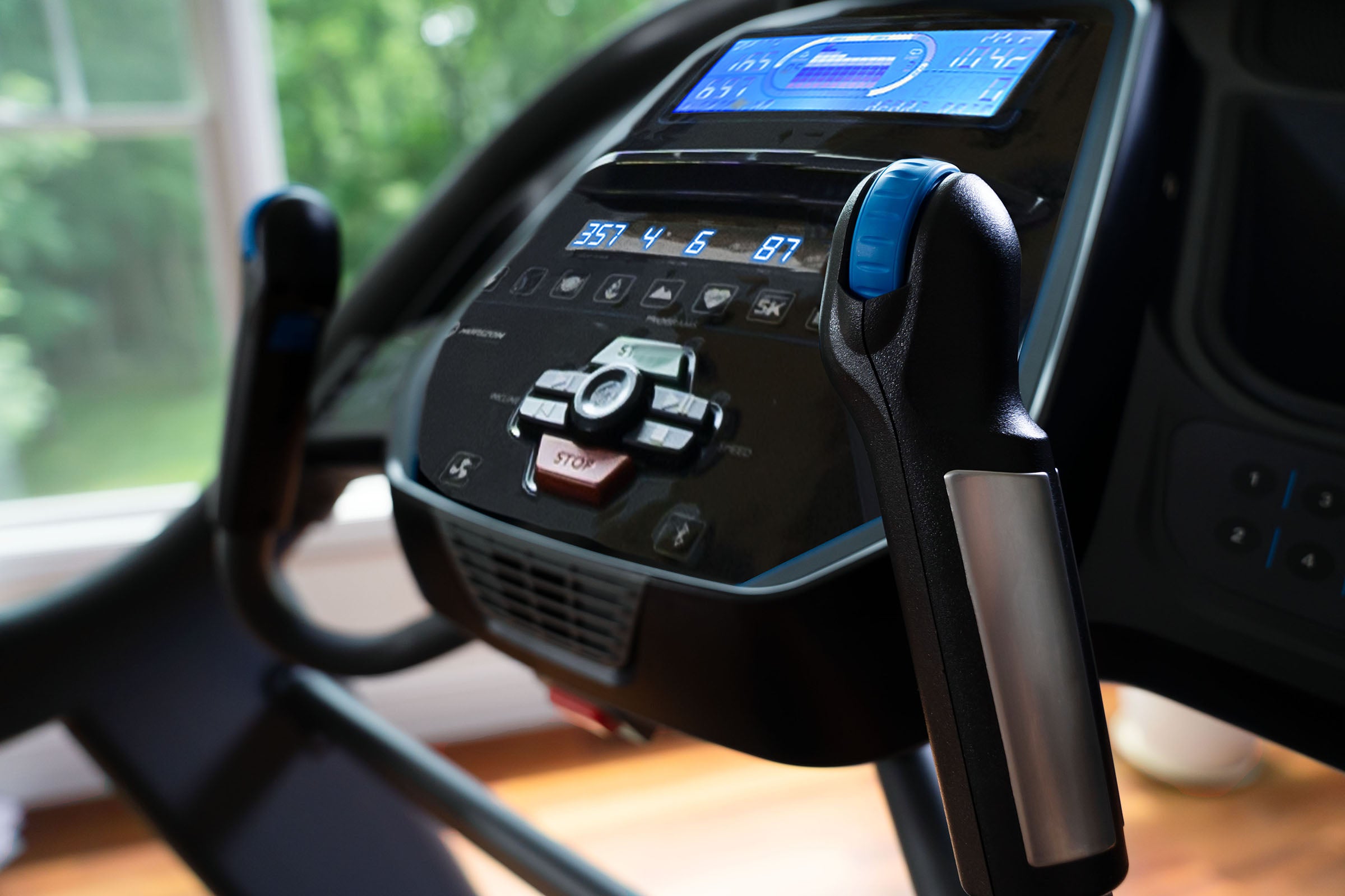 Horizon 7.4AT Treadmill
